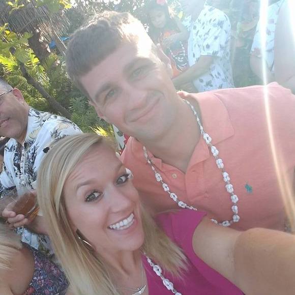 Meet your Posher, Ashleigh - Picture 1 of 1